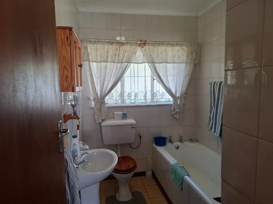 4 Bedroom Property for Sale in Fauna Free State